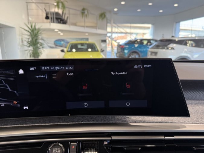 Peugeot 3008, Peugeot 3008 ALLURE Hybrid 136k, Automat, barva šedá